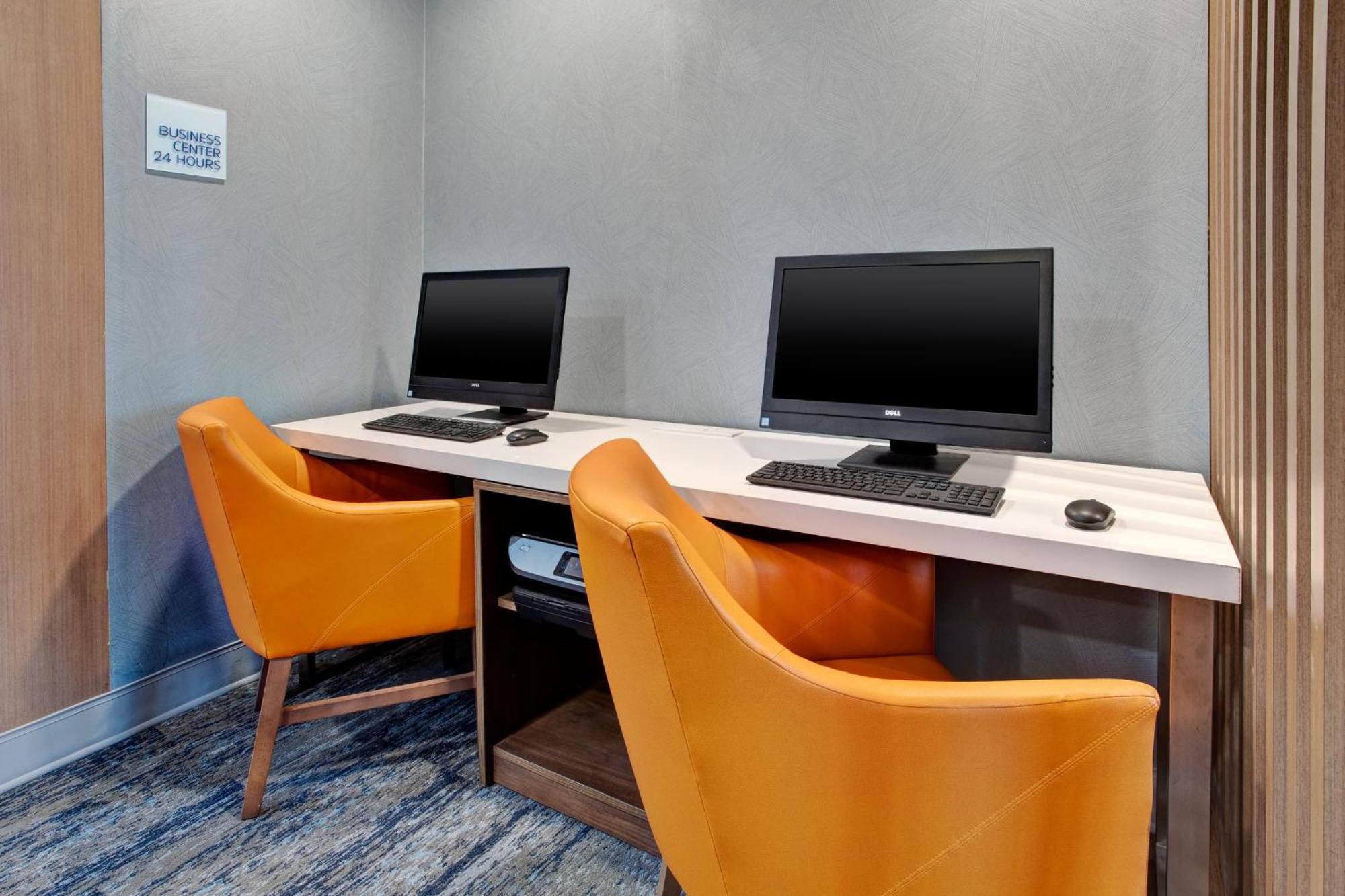 Holiday Inn Express Hotel & Suites Dover By Ihg Buitenkant foto